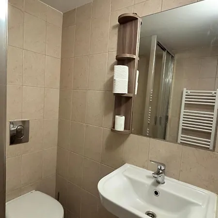 Bed and Breakfast Budapest Airport Smart Panzio